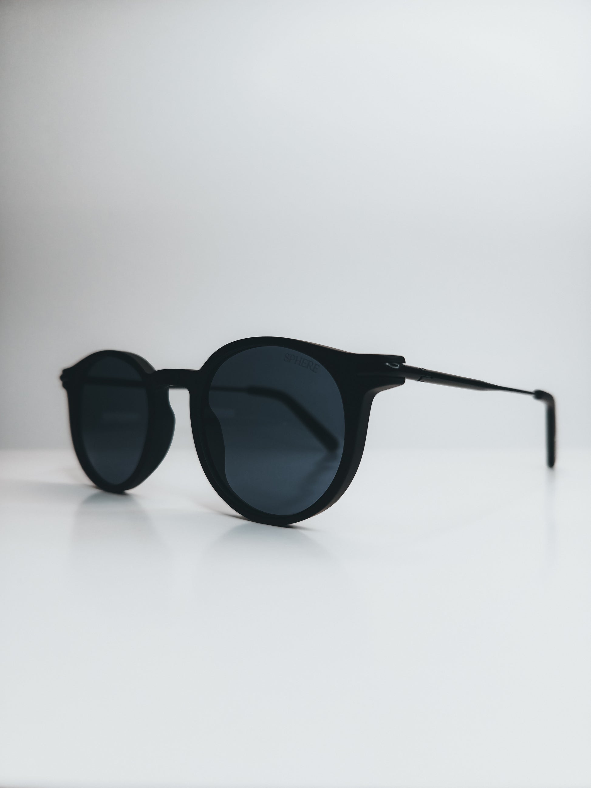 Sphere Glasses Matte Black/Blue