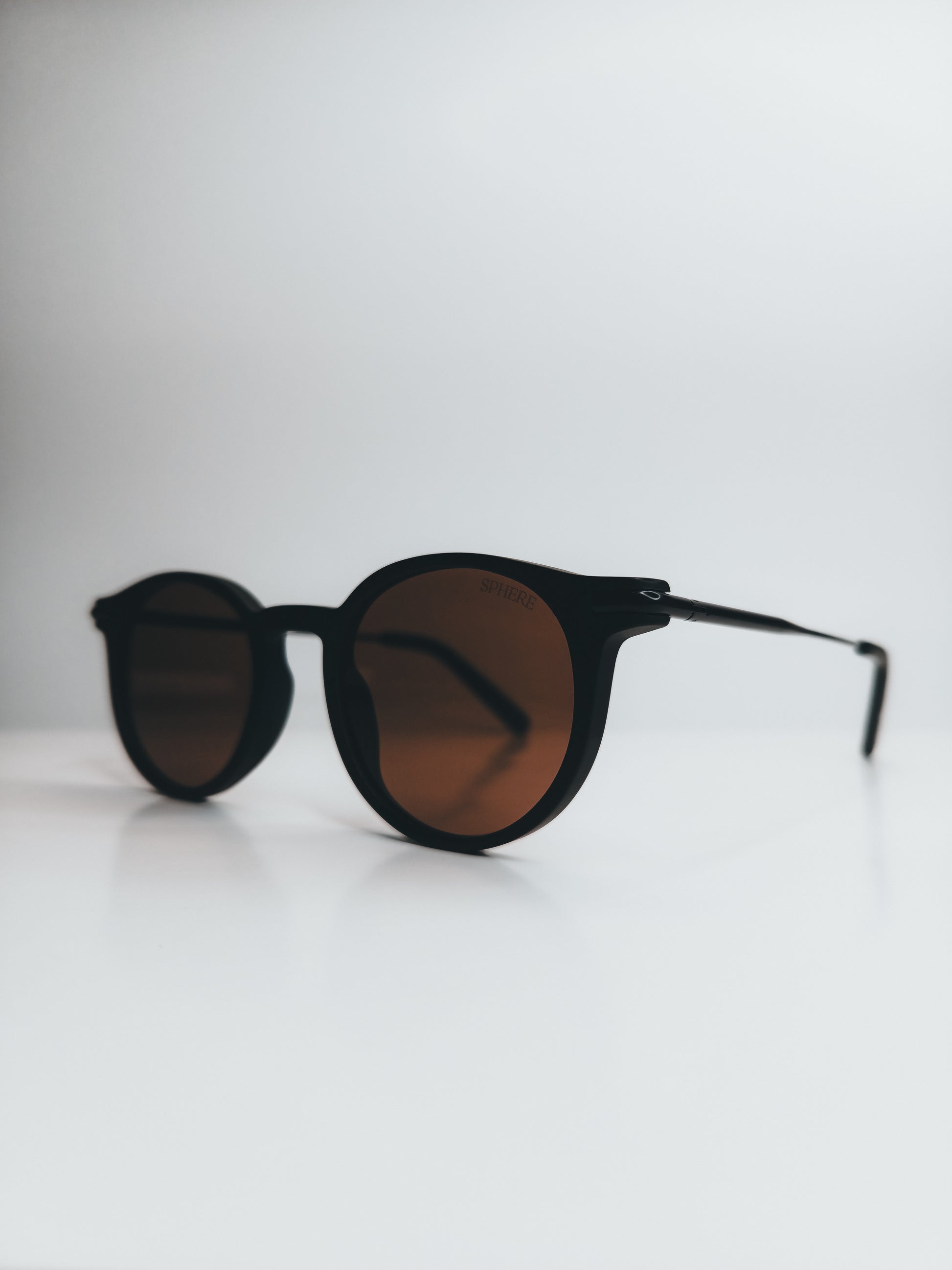 Sphere Glasses Matte Black/Brown